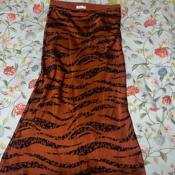 Anine Bing Silk Rust Zebra Skirt - Picture 8 of 8